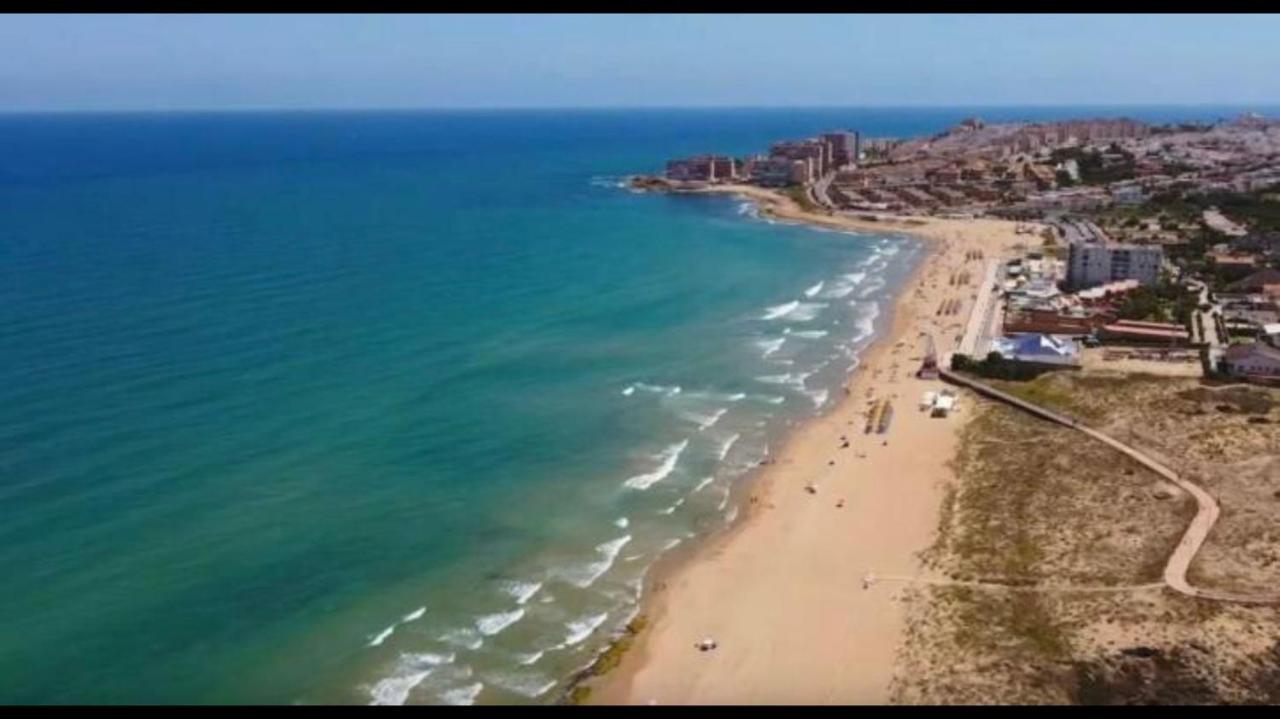 Espacioso Estudio Cerca De La Playa La Mata La Mata  Exteriér fotografie